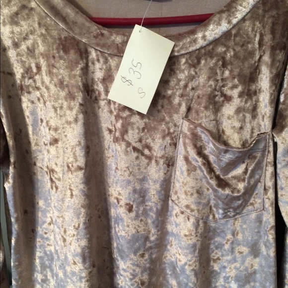 velvet top - Picture 2 of 3